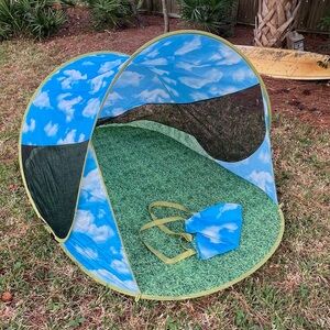 BAGGU pop up tent (RARE)